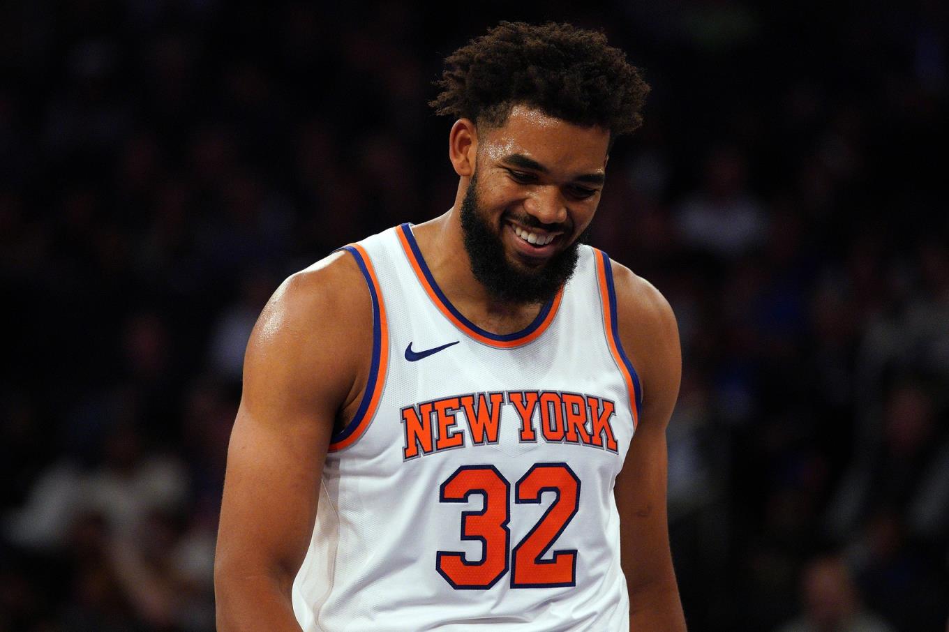 大橋：唐斯打其他五號(hào)位基本都是錯(cuò)位 對(duì)他的出色表現(xiàn)不感到驚訝